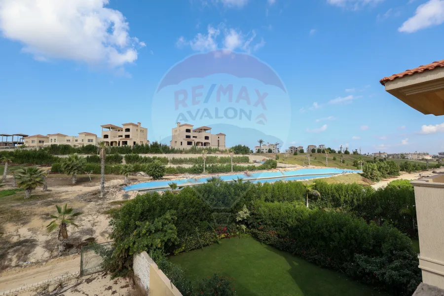 Villa for sale 400 m King Mariout (Alex West compound)