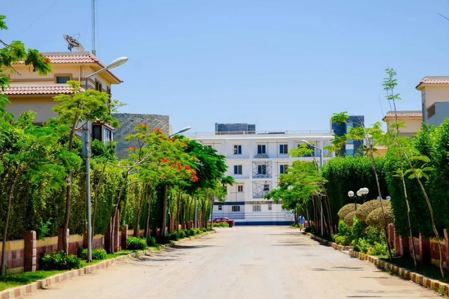 Apartment for Sale 194m Borg El-Arab (El-Kafoury Road- Lakeside Compound)