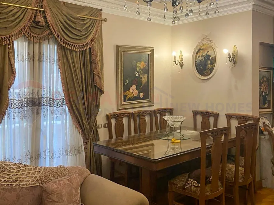 شقة للبيع 210 م كفر عبده (ش امير البحار)