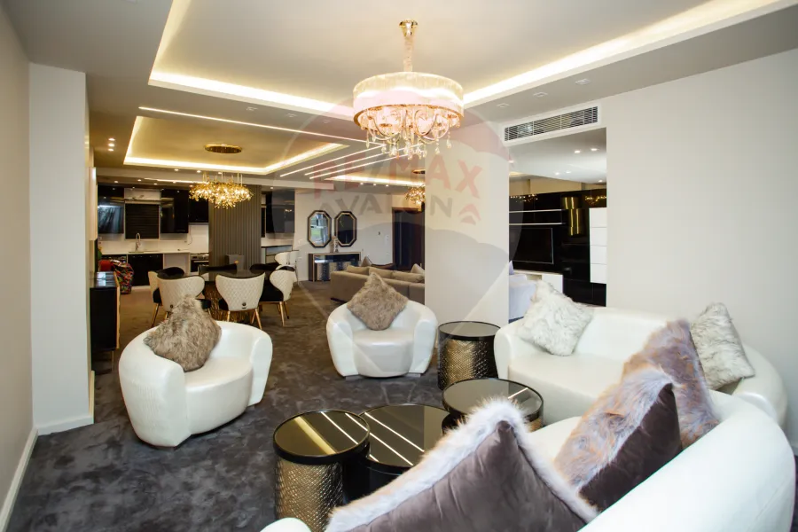 apartment for sale 280 m King Mariout (Compound Alex West)