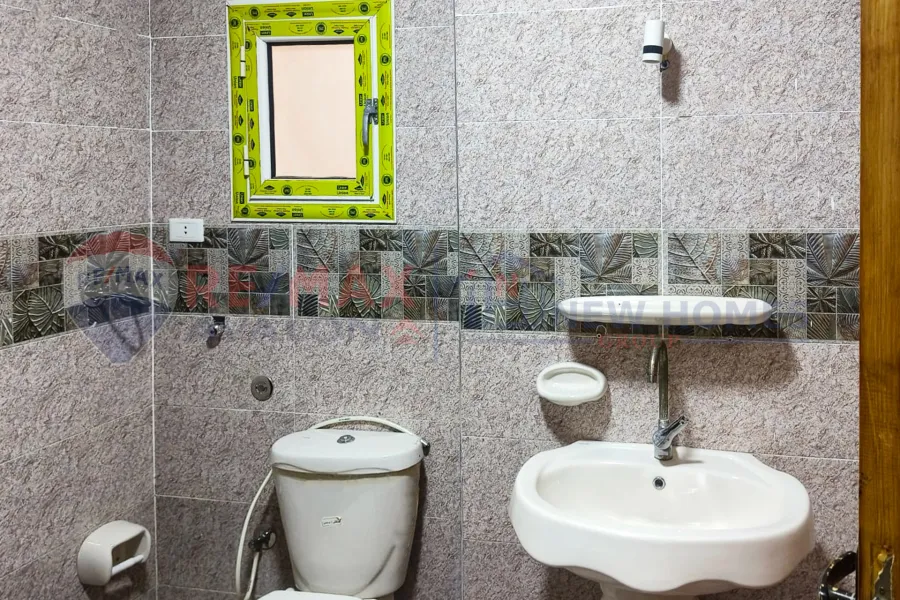 شقة للإيجار 95 م ميامي (المربع الذهبي)