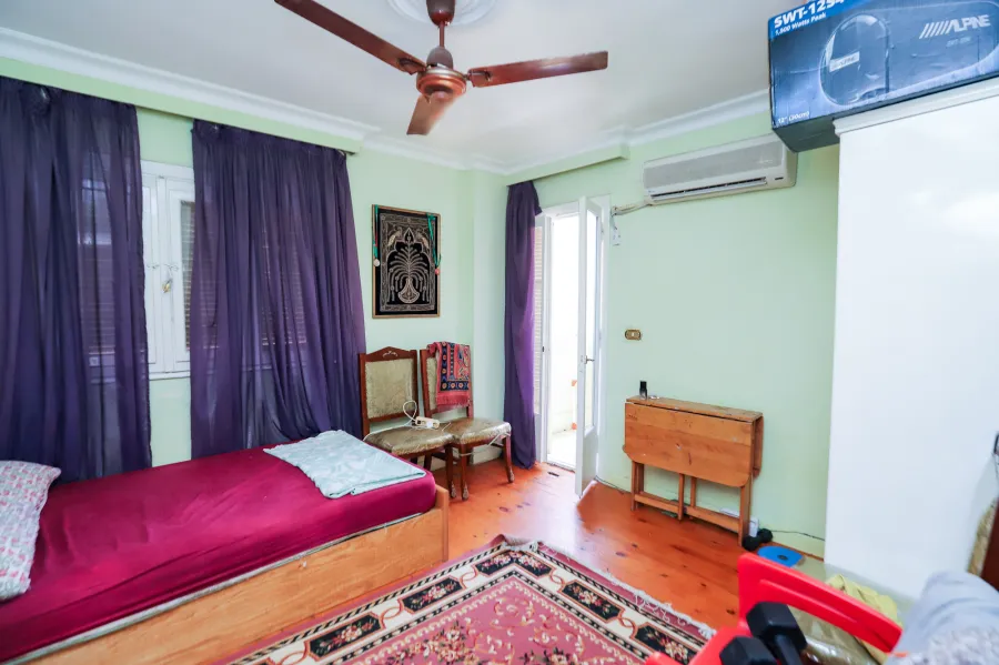 شقة للبيع  200 م سموحة (خلف ميدان فيكتور عمانوئيل)