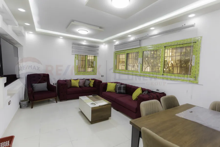 شقة للبيع 100 م سموحة (تعاونيات سموحة)