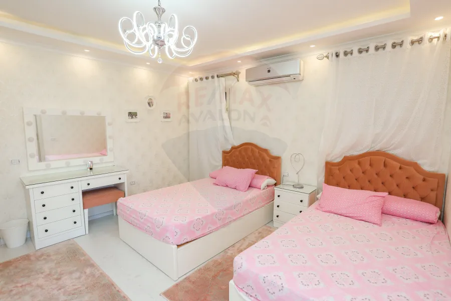 Villa for sale 670 m North Coast (Rozana Village)