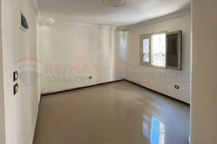 Apartment for sale 125 m Sidi Gaber ( Third st from El-Mosheer St)