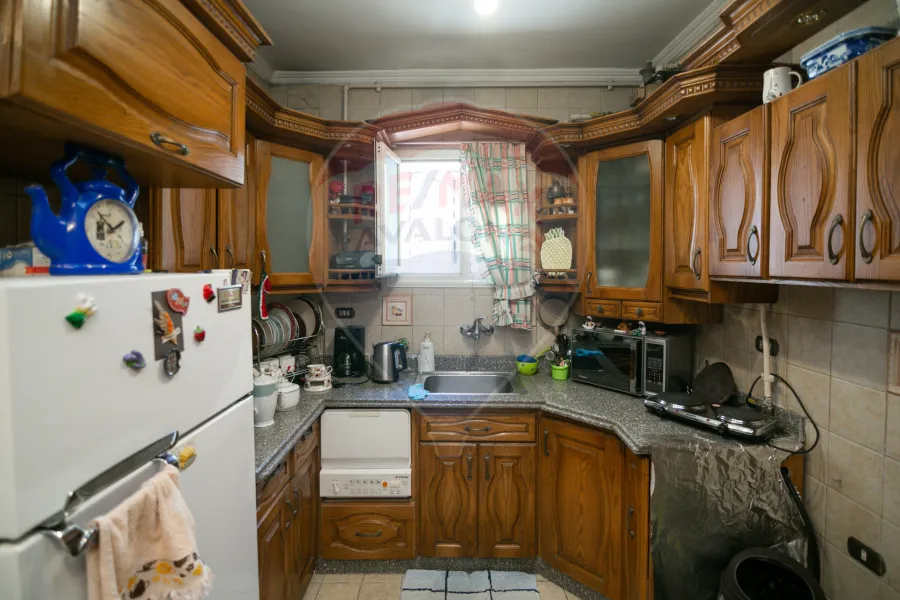 Apartment for sale 200 m Gleem (Adly Yakn st)