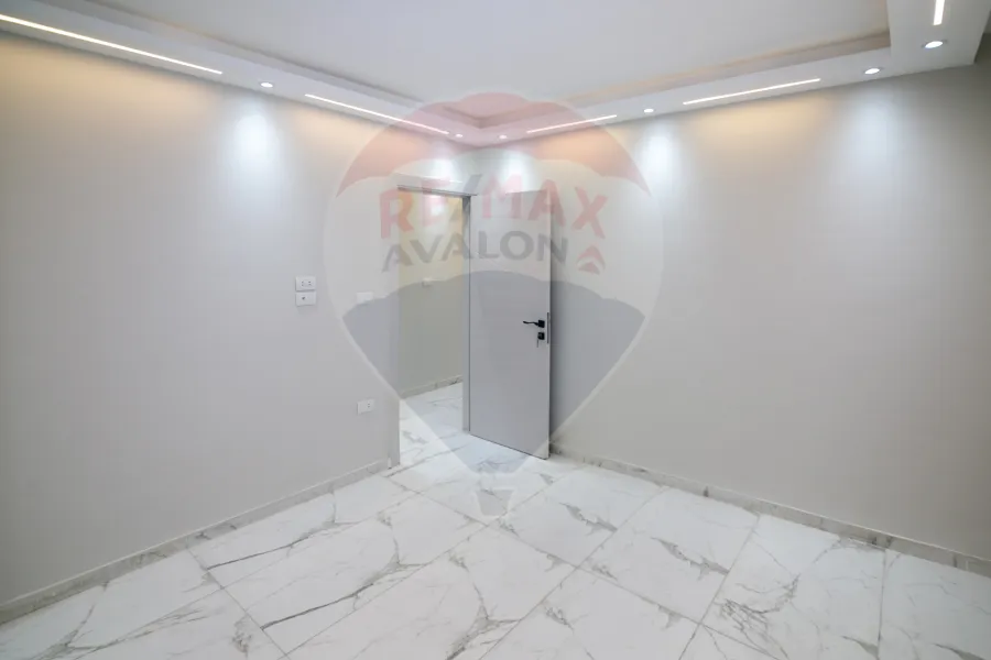 Apartment for sale 200 m Glem (Mostafa Fahmy St.)