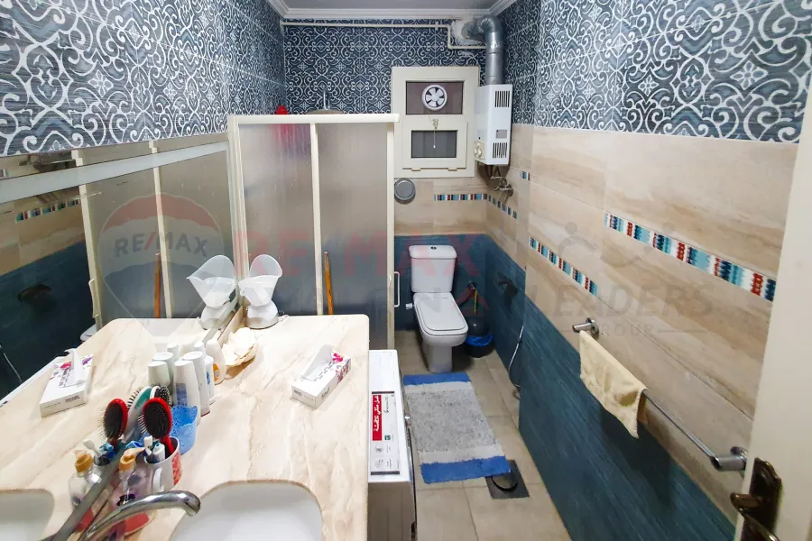 Apartment for sale 170 m Roushdy (Directly on the tram)