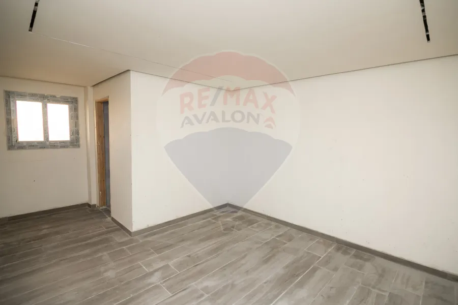 شقة للبيع 200 م سبورتينج (ش بور سعيد)