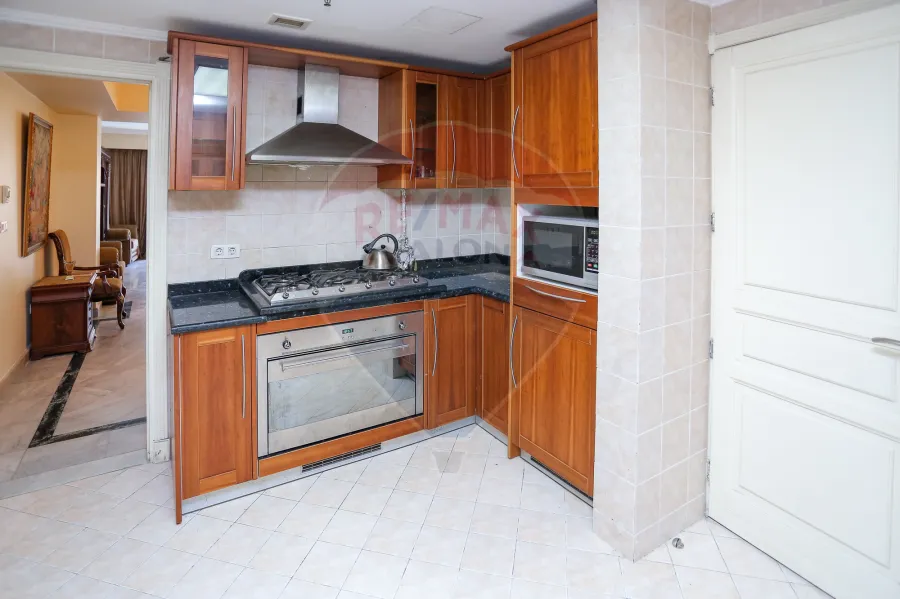 Apartment for Sale 275 m San Stefano (Foursesons)