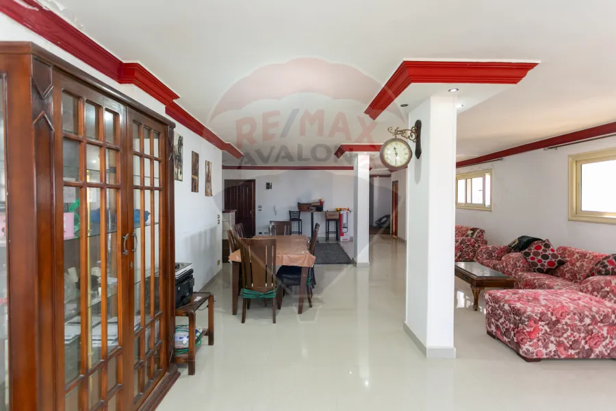 شقة للبيع 500 م سبورتنج (ش اللخمي)