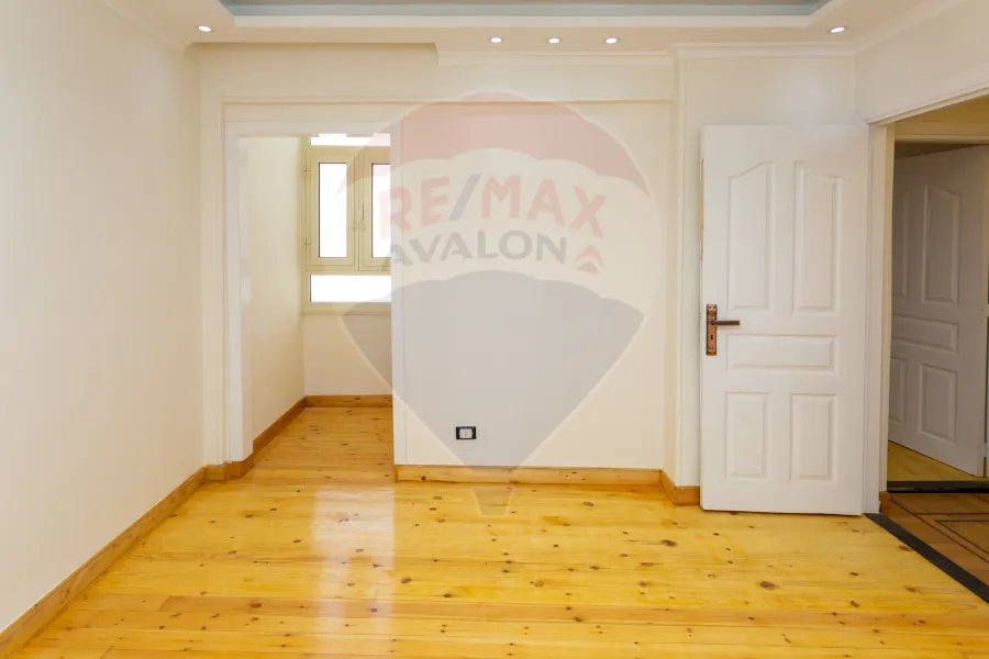 شقة للبيع 145 م سبورتنج (متفرع من ابوقير)