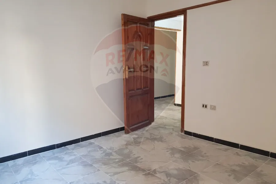 شقة للبيع 135 م ميامي (ش خليل حماده)