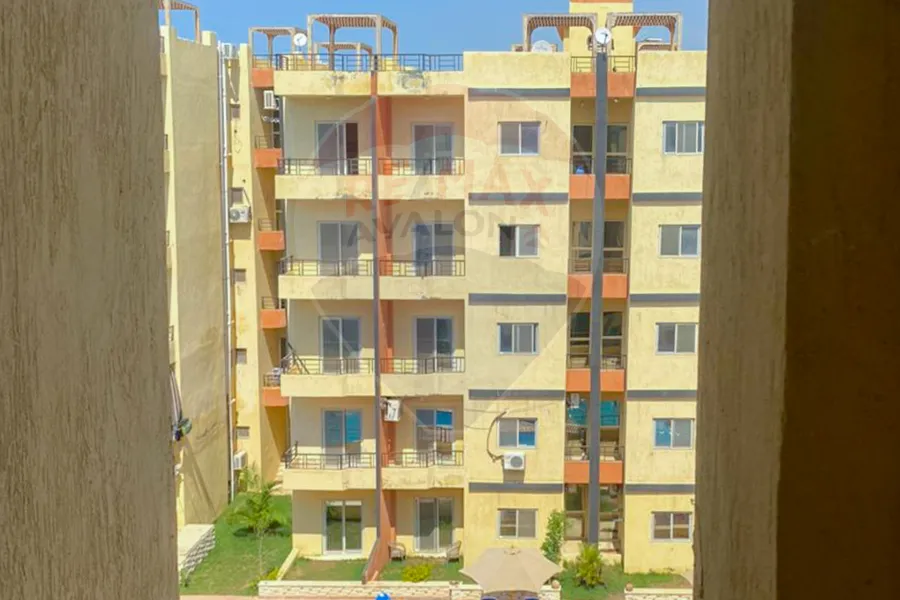 Chalet with roof for sale (Retail View) 82 m