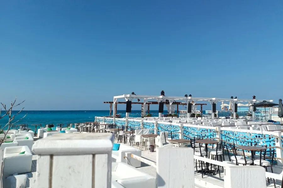 Stand alone villa for sale (Marseille Beach 4 - Sidi Abdel Rahman) 360 m