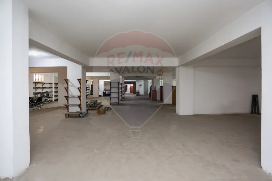 Administrative unit for rent 1,200 m ELMatar (Nozha Airport Road)