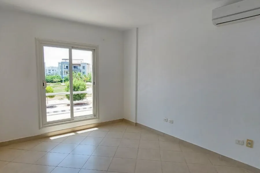 شاليه للبيع (أمواج - سيدي عبد الرحمن) 106 م