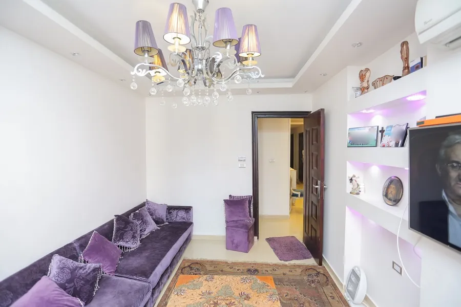 شقة للبيع 150م سان ستيفانو - بين الترام والبحر