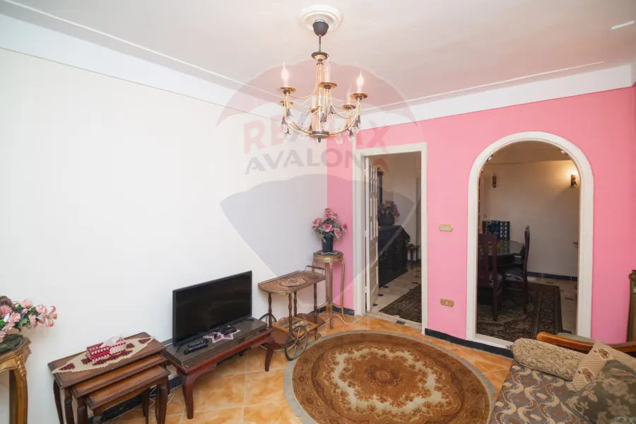 Apartment for sale 90 m sidi gaber (Steps from Marshal Street)