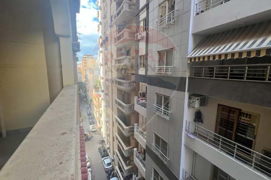 Apartment for sale 160 m Kafr Abdo (Mohammed Safwat St)