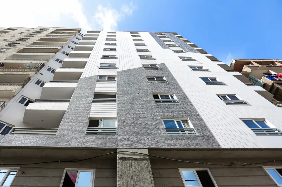 شقة للبيع 120م مصطفى كامل (بين مصطفي كامل وسيدي جابر على الترام مباشرة)