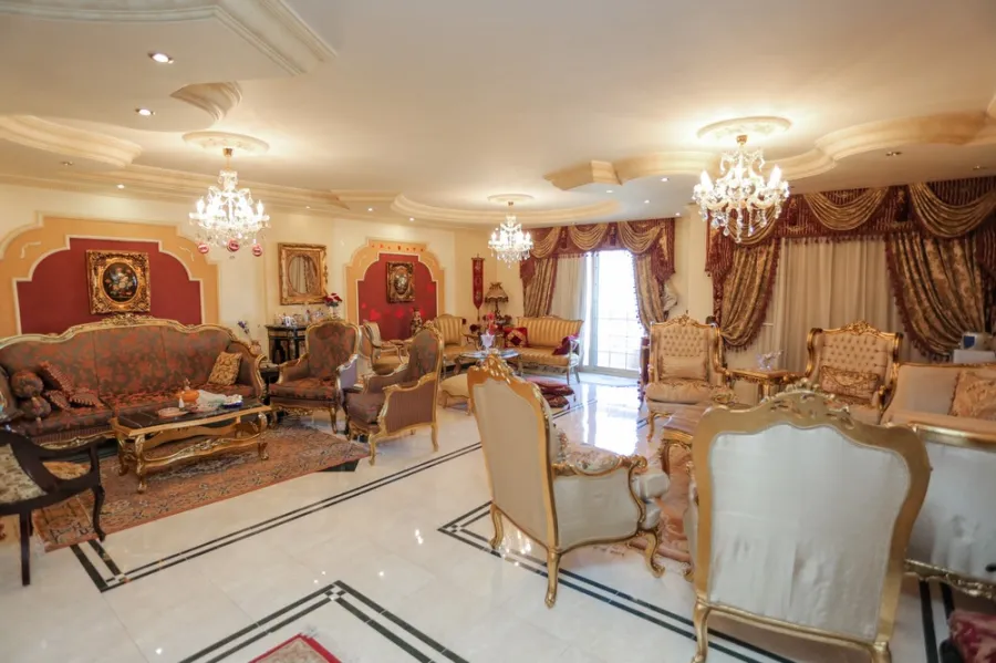 Registered Apartment For Sale 220m Smouha (Victor Ama-Nouiel Square)