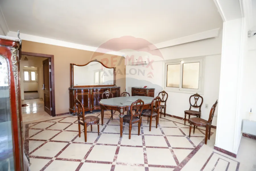 Administrative Unit for rent 185 m Louran (El Eqbal Directly on The Teram)