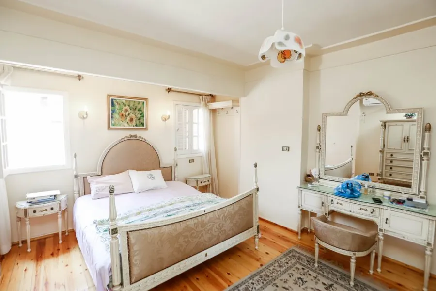 Apartment For Sale 136m Roushdy