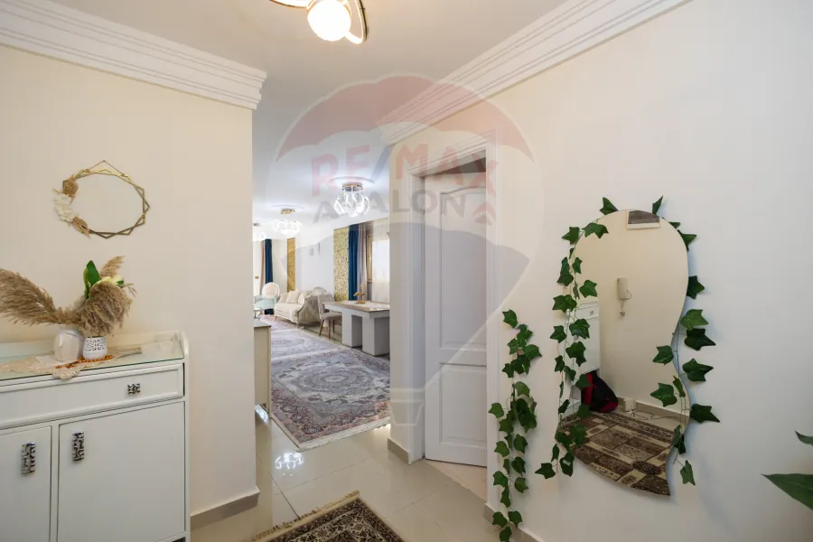 شقه للبيع  140 م سيدي بشر (تاني نمره من البحر )