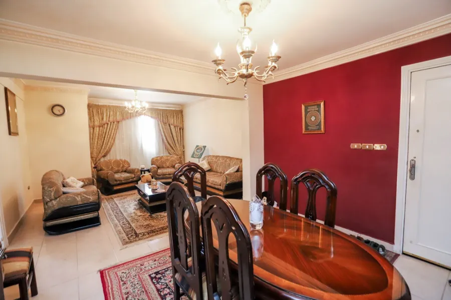 Apartment For Sale 124m Net Roushdy (Sorya St.)