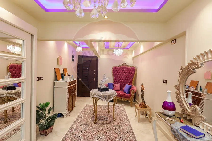 Apartment for sale 205 m Alsoyof (Mostafa Kamel St.)