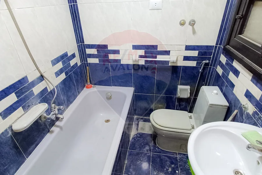 Apartment for sale 125 m El-Mandara (Gamal Abdel Naser st.)