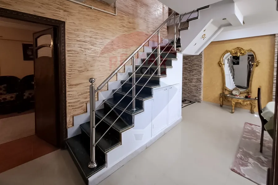 Duplex villa for sale 300 m Saba Basha (steps from Abo Qir st.)