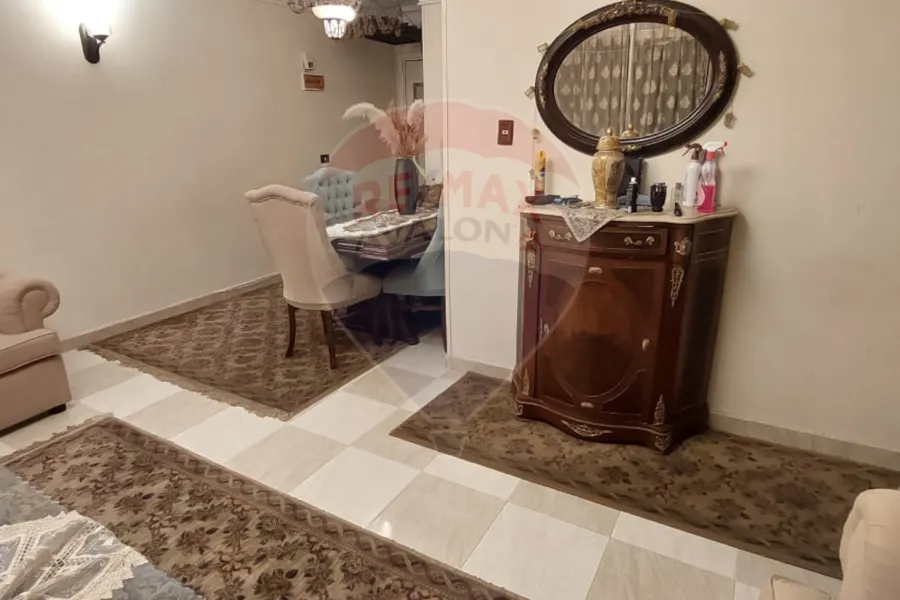 شقة للبيع 125 م صافي سموحة (ش النصر)