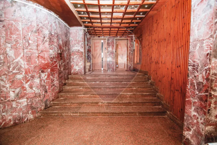 شقه للبيع 160 م لوران (خطوات من شارع أبو قير)