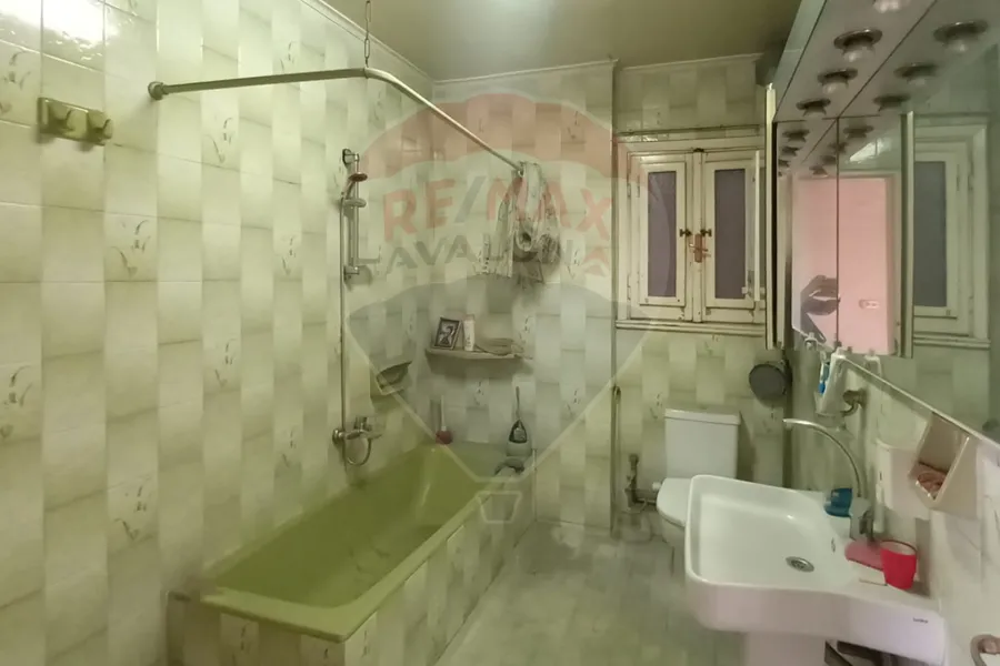 Apartment for sale 150 m Miami (Gamal Abdel Naser main st.)