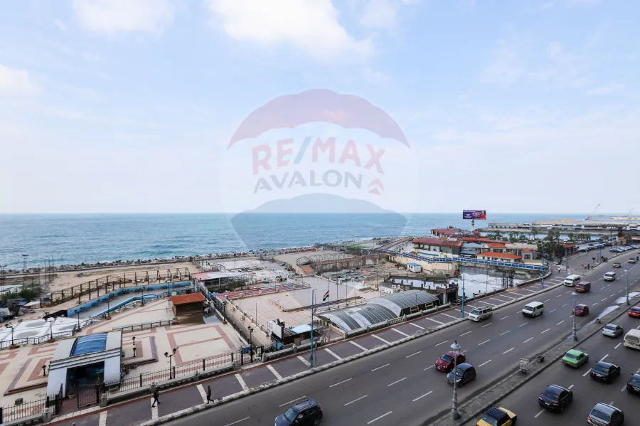 Apartment for sale 249 m Saba Basha ( Directly on the Sea.)
