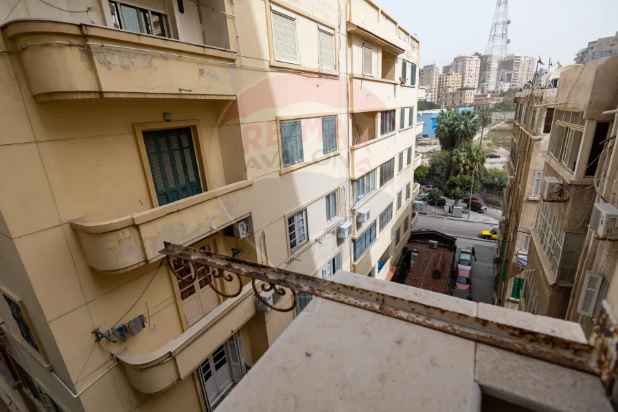 Apartment for sale 204 m gleem (Steps from Royal Jewelry Museum)