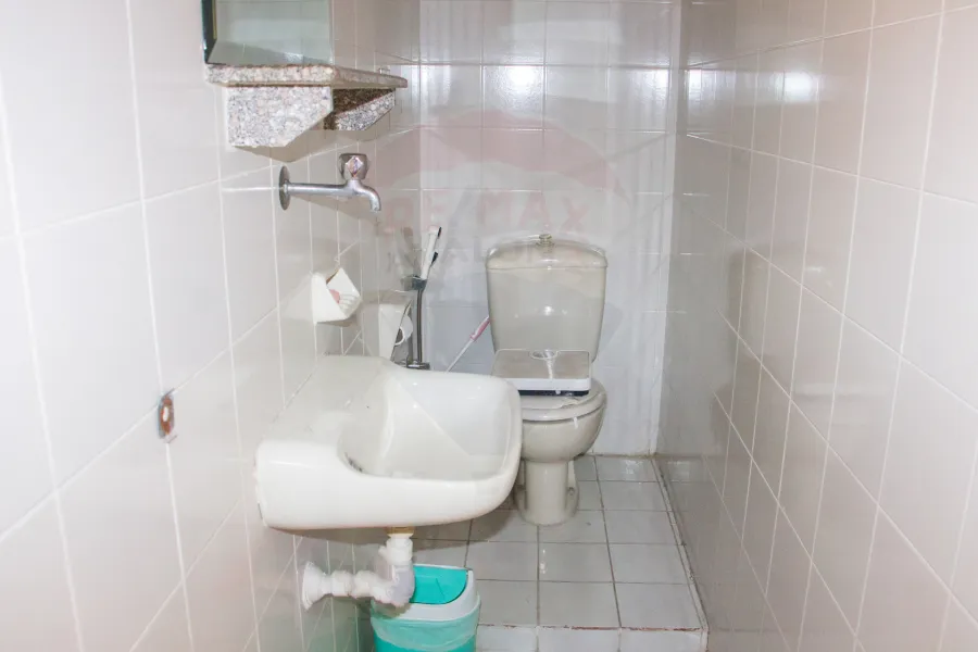 شقة للبيع 160 م سموحة ( خطوات من نادى سموحة )