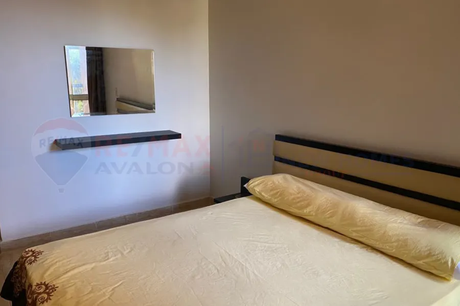 شاليه ارضي بجاردن للبيع (بلومار - سيدي عبدالرحمن) 110 م