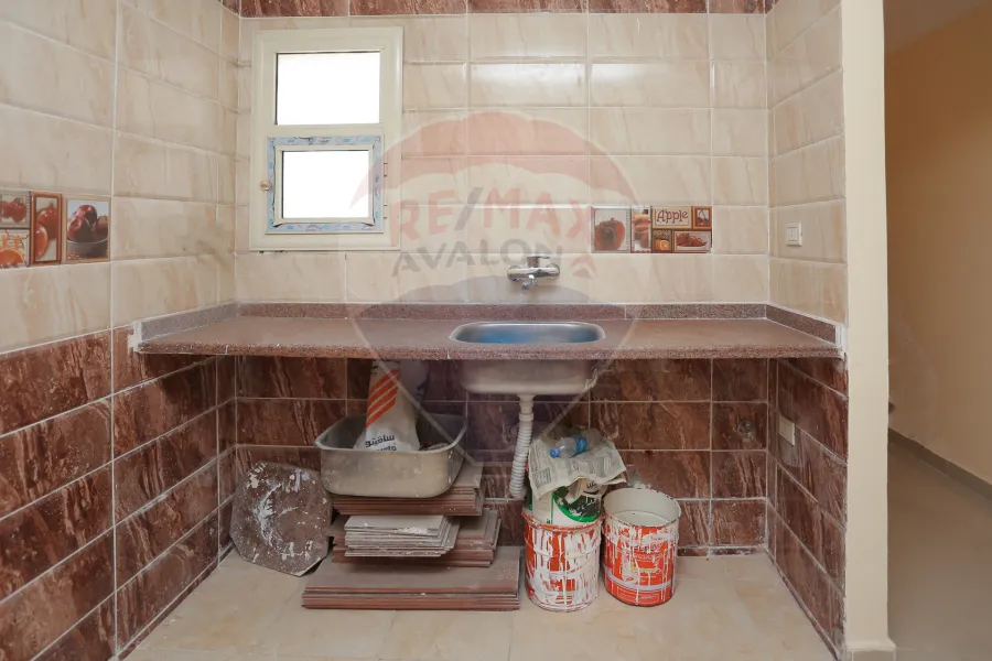 شقة للبيع 165 م سبورتنج (خطوات من نادى سبورتنج)