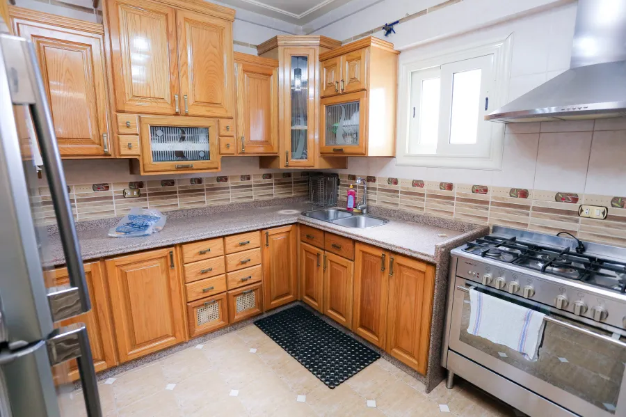 Apartment for sale 220 m louran (kirosies compound)