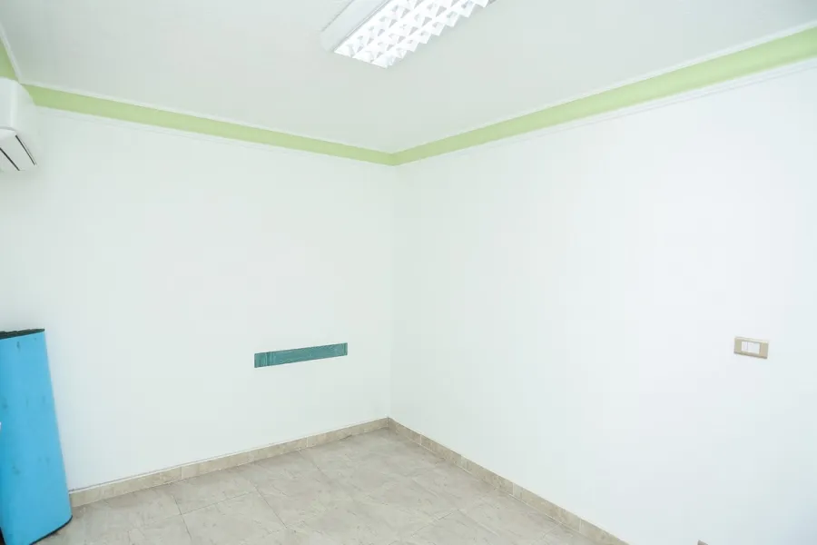 Administrative Office for sale 135m Gileem