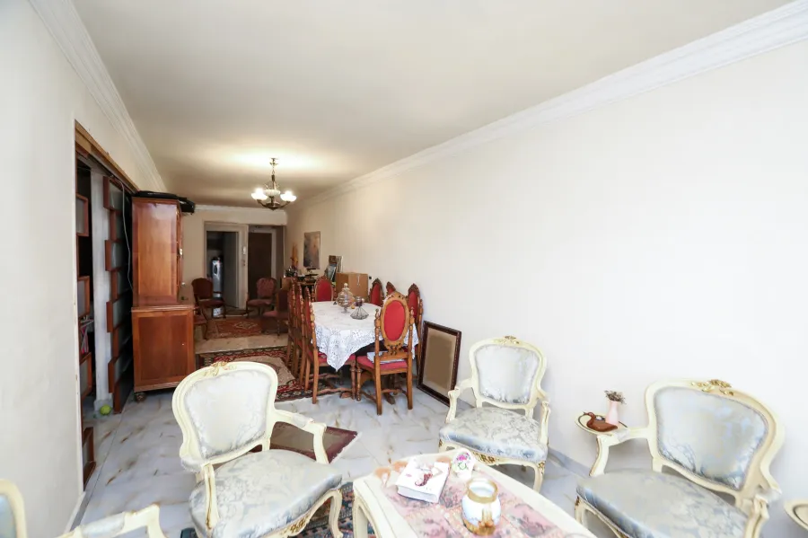 شقة للبيع 140 م سيدي بشر ( متفرع من خالد بن الوليد )