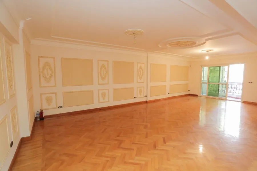 شقة للبيع 217م سان ستفانو