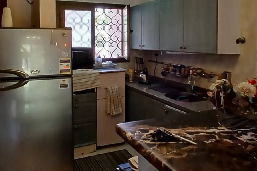 Ground chalet with garden for sale (Maamoura Village) 300 m