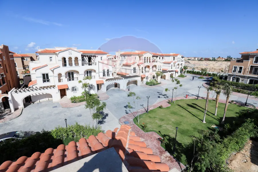 standalon Villa for Sale 418 m King Marriott (jiwar Compound)