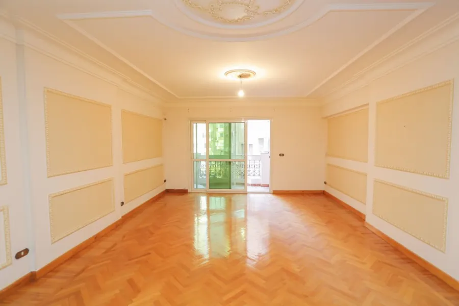 شقة للبيع 217م سان ستفانو