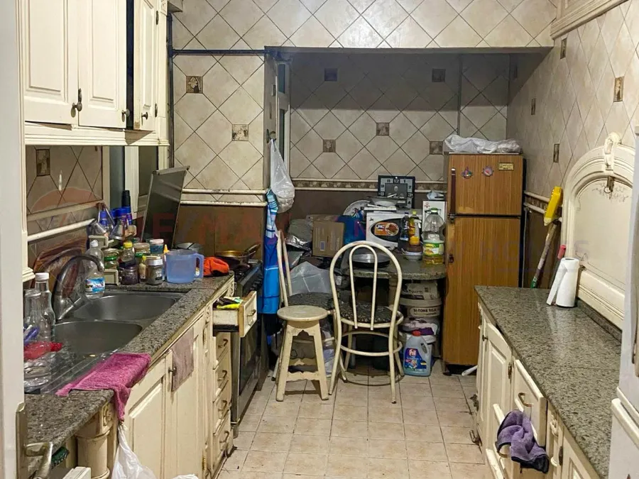 شقة للبيع 210 م كفر عبده (ش امير البحار)