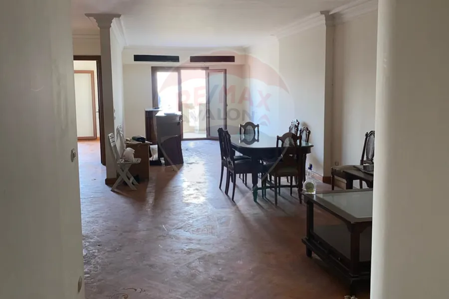 Apartment for sale 180 m Smouha (Fawzi Moaz main St - Brand building)